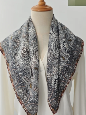 Foulards Valentina 68*68